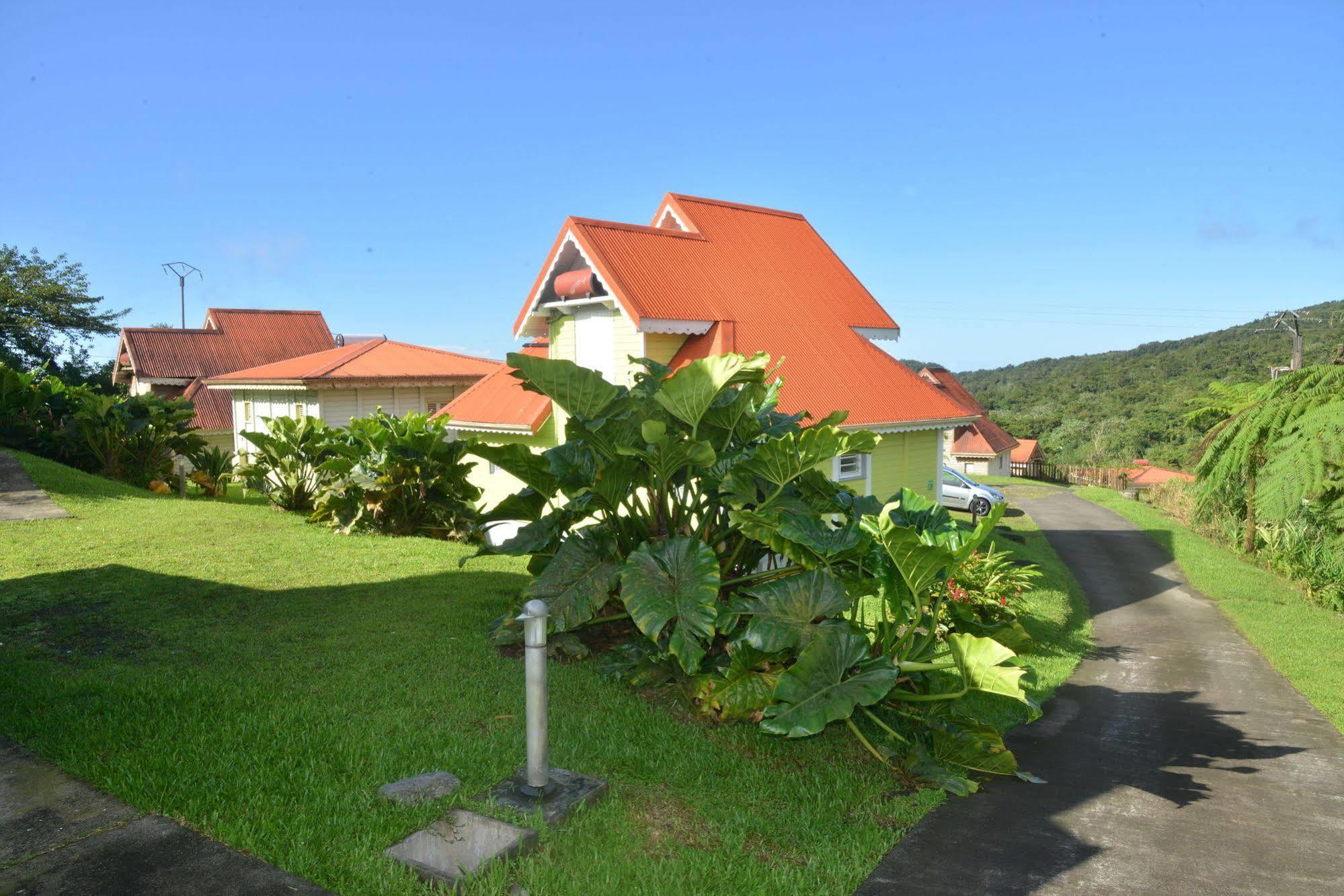 Auberge De La Montagne Pelee Hotel Saint-Pierre Esterno foto